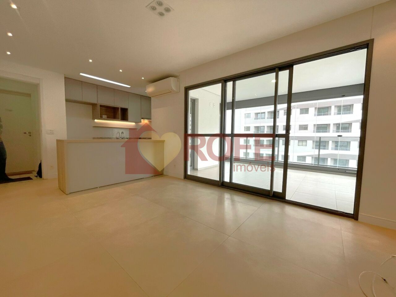 Foto 3 - RF43259
