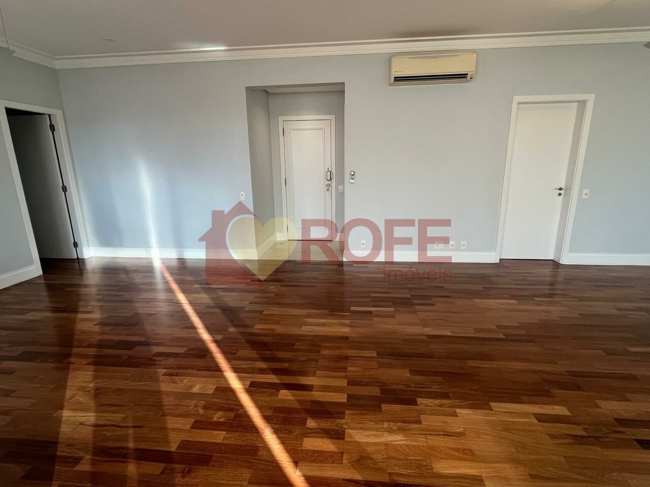 Foto 6 - RF43308