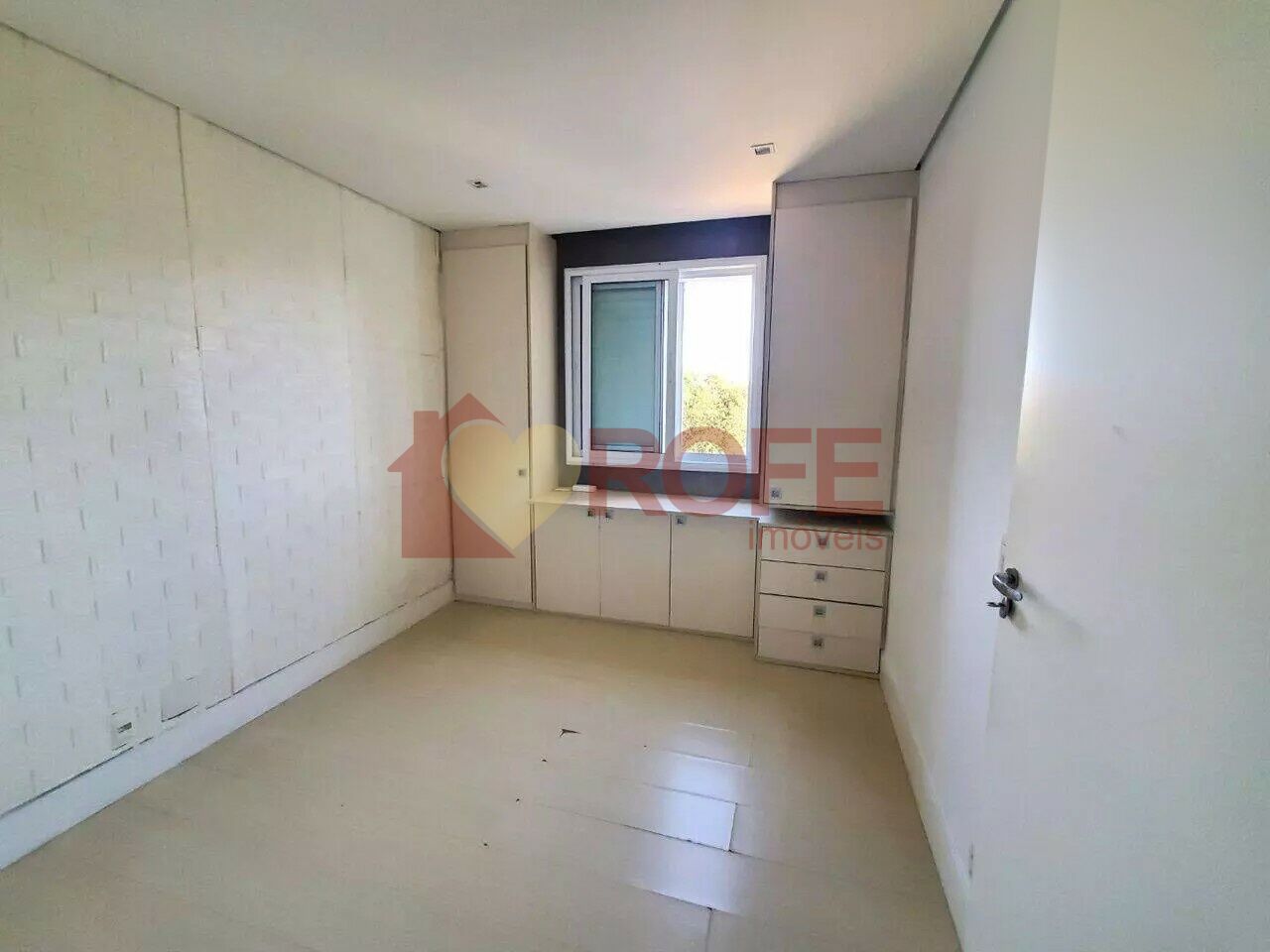 Foto 6 - RF43333