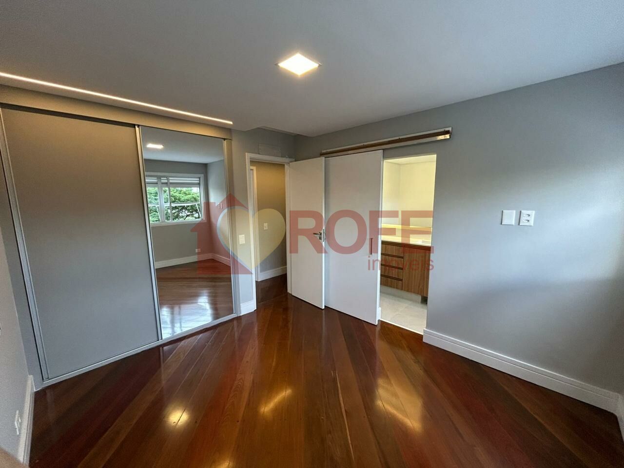 Foto 5 - RF43339