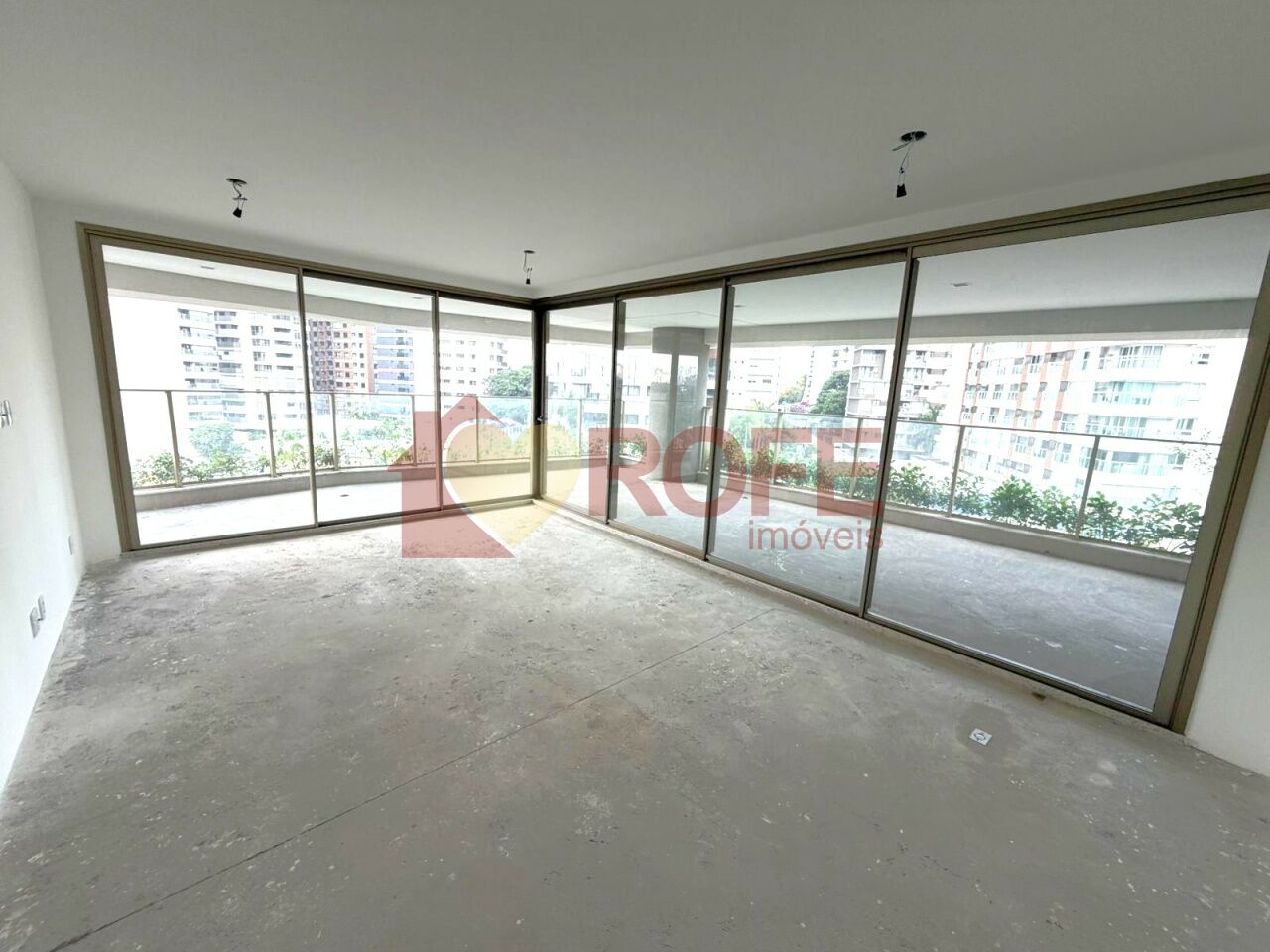 Foto 2 - RF43450