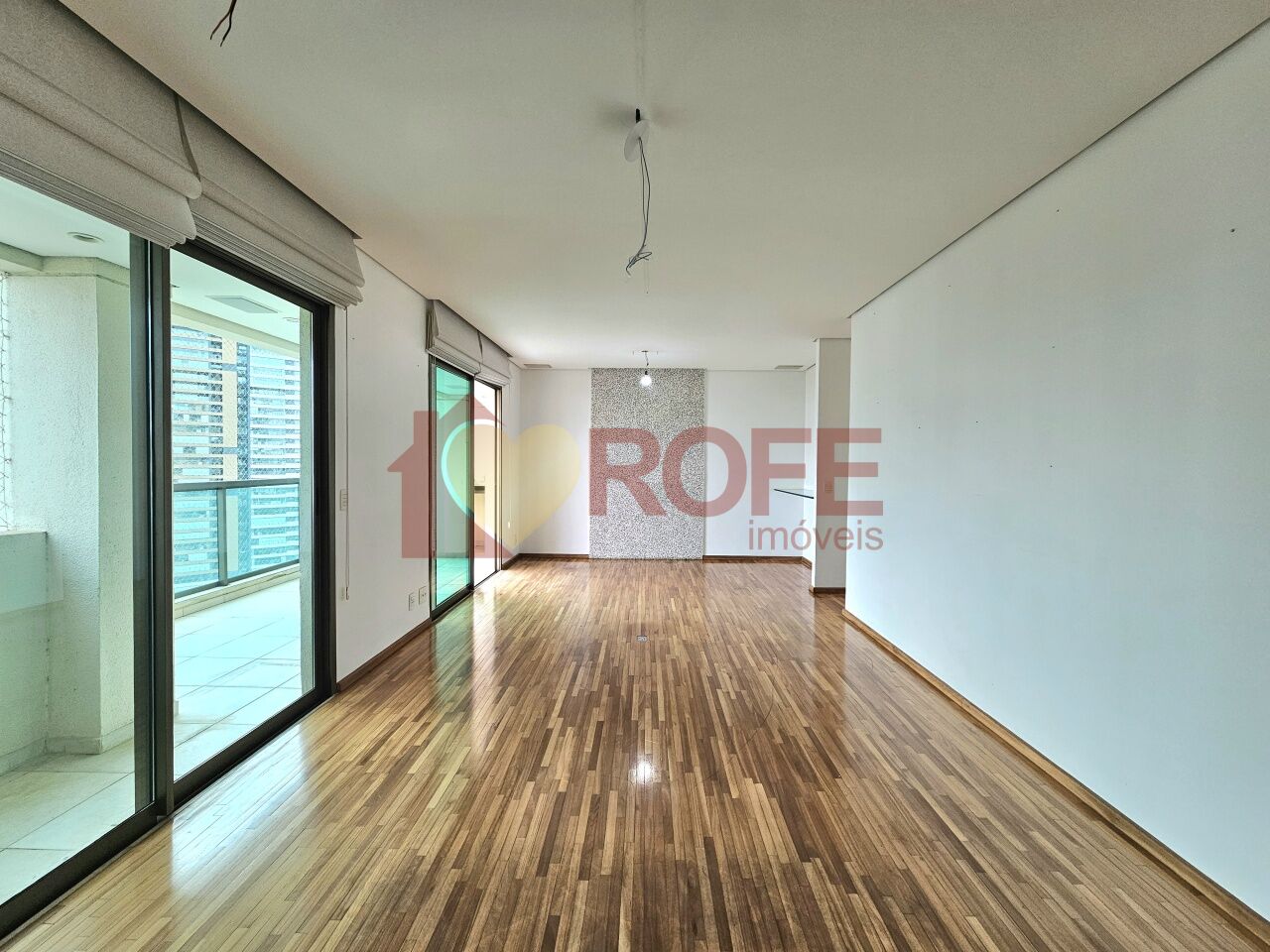 Foto 3 - RF43481