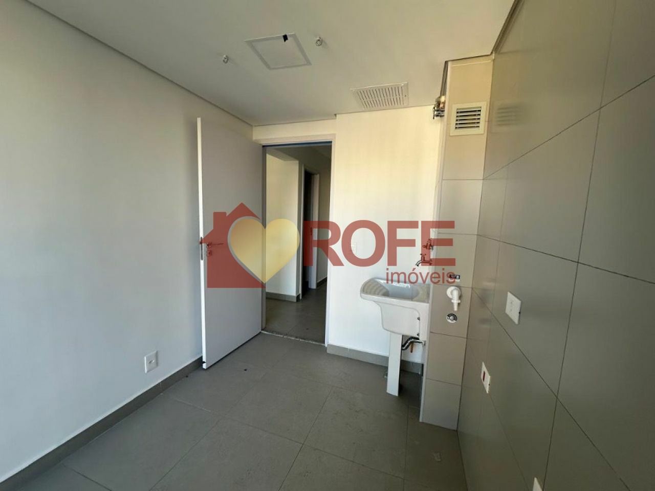 Foto 3 - RF43541