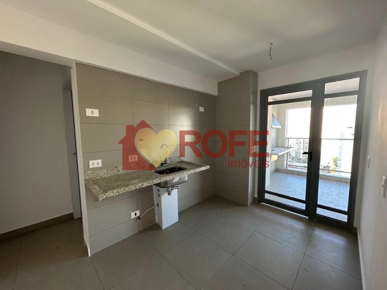 Foto 4 - RF43541