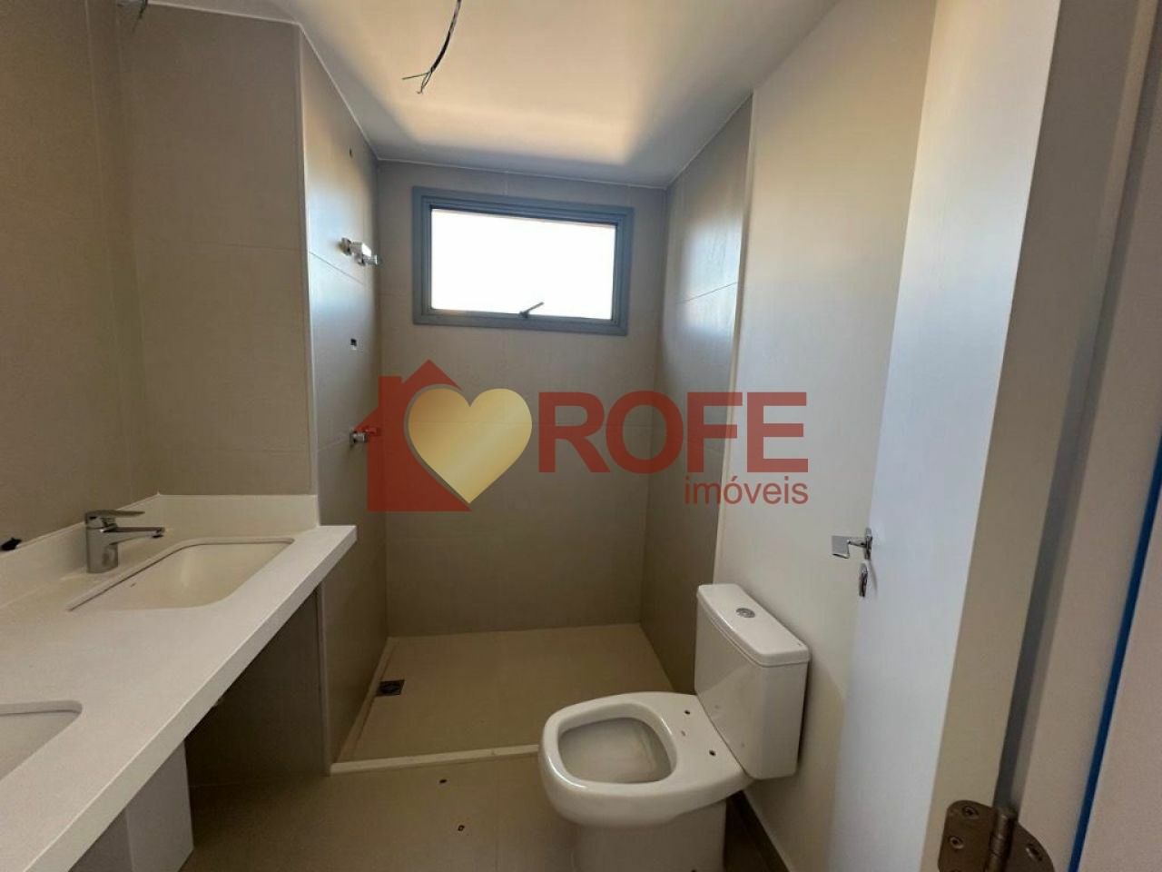 Foto 5 - RF43541