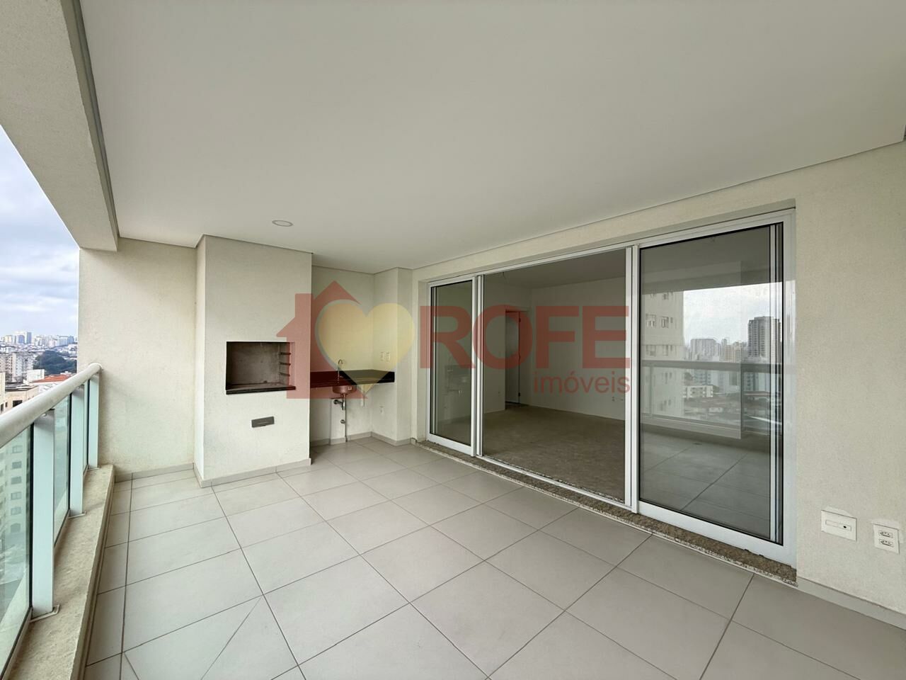 Foto 2 - RF43556