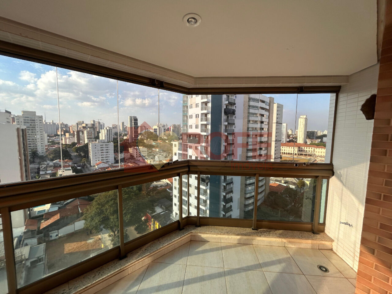 Foto 5 - RF43575