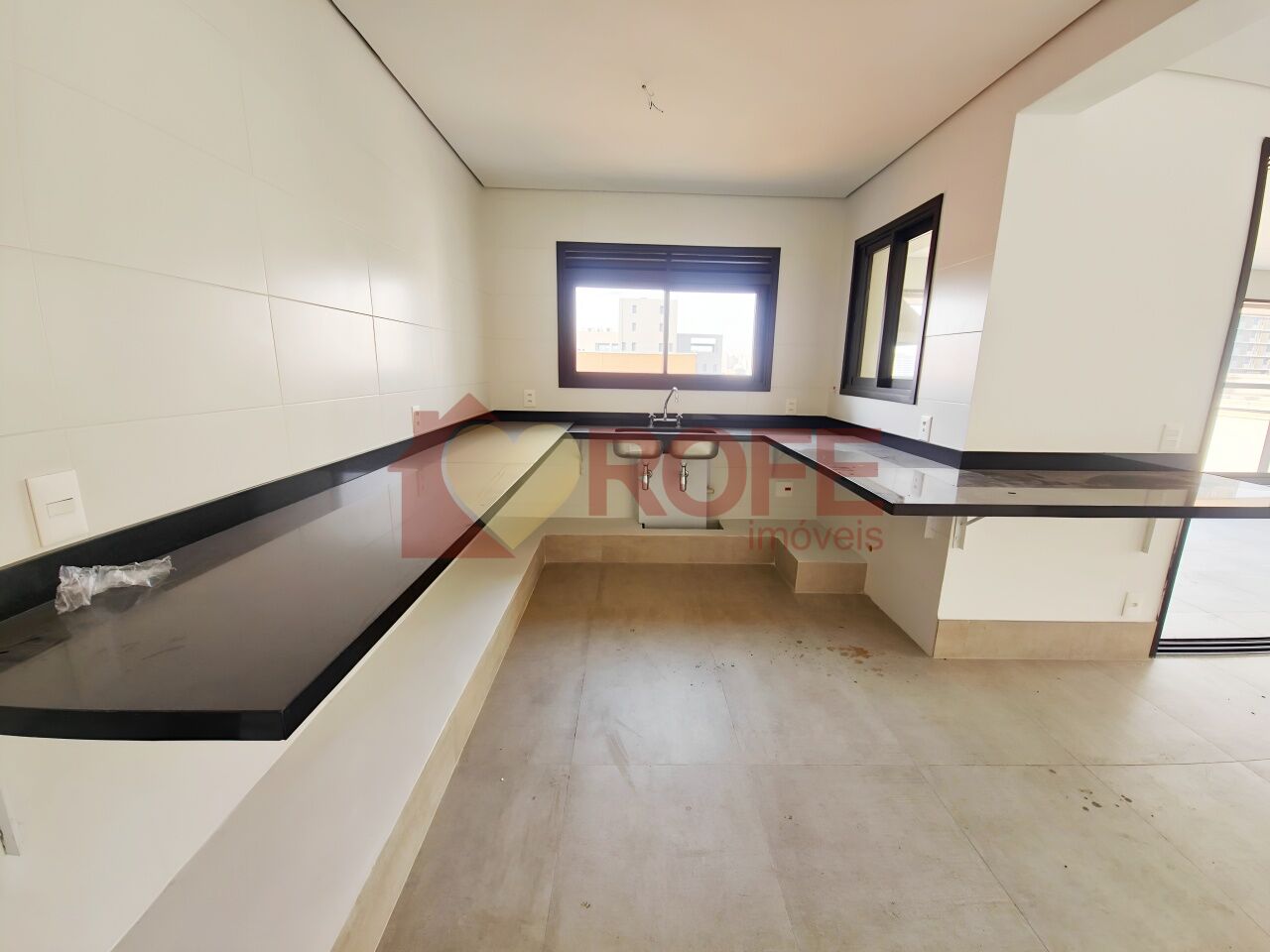 Foto 3 - RF43592
