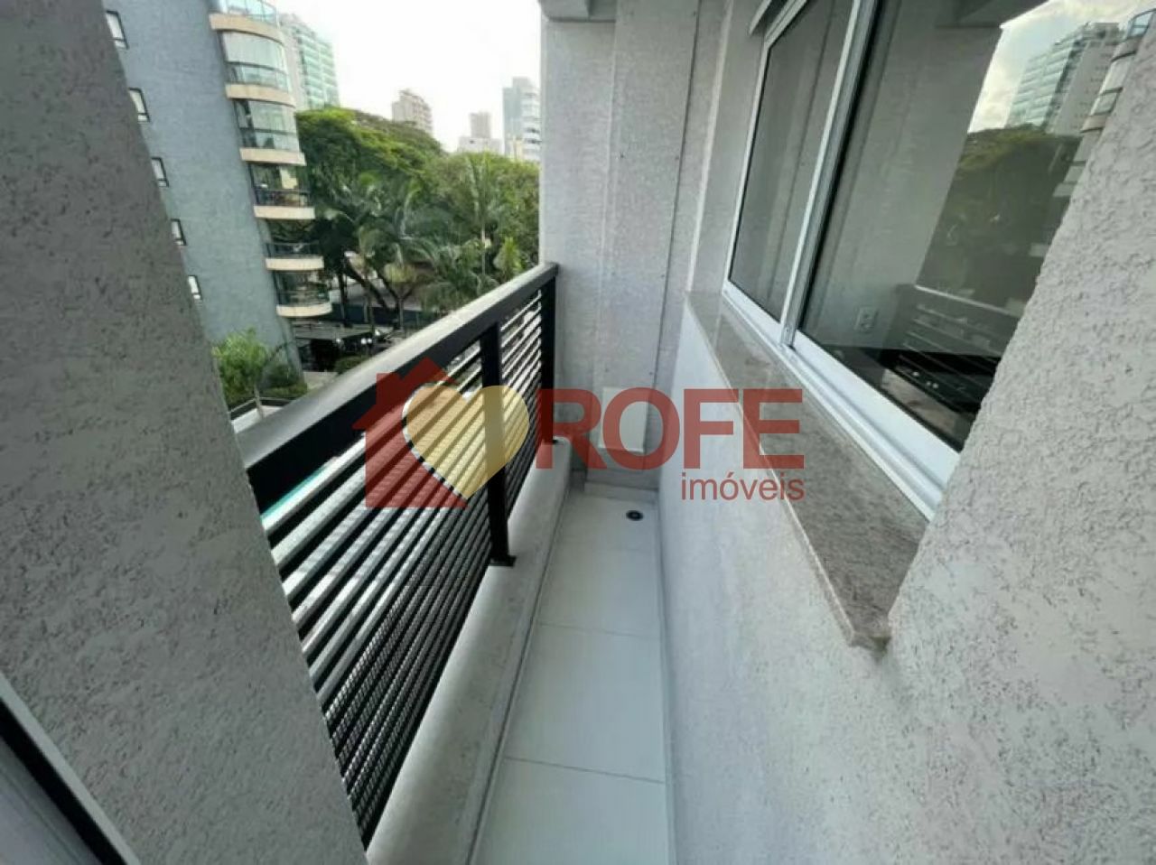 Foto 5 - RF43621
