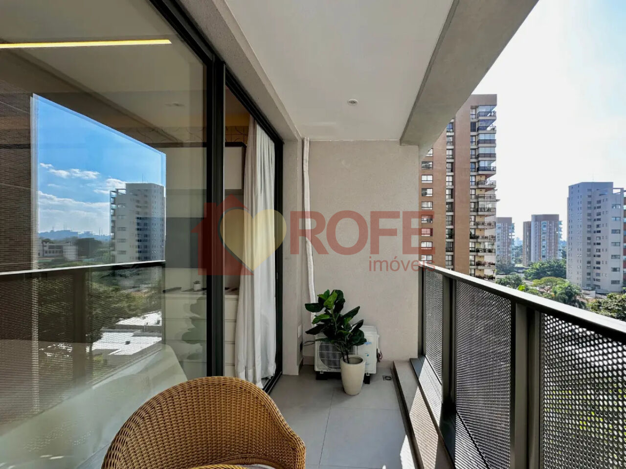 Foto 37 - RF43806