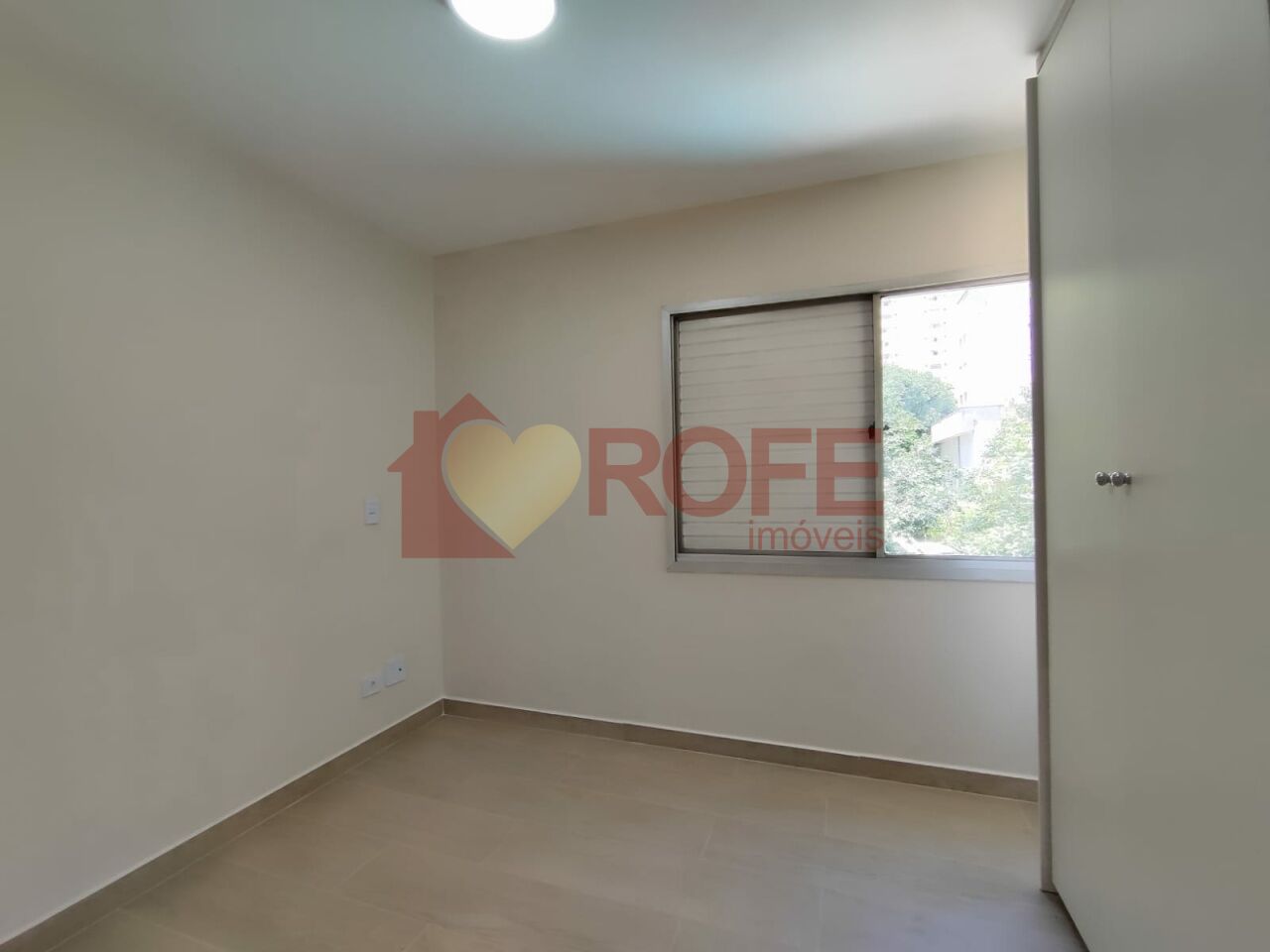 Foto 15 - RF43807