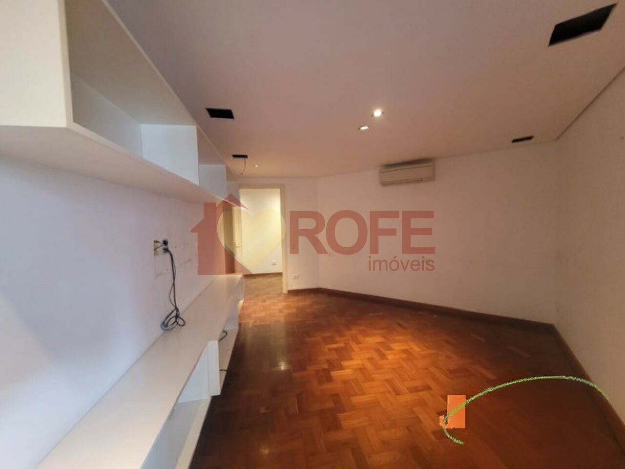 Foto 3 - RF43809