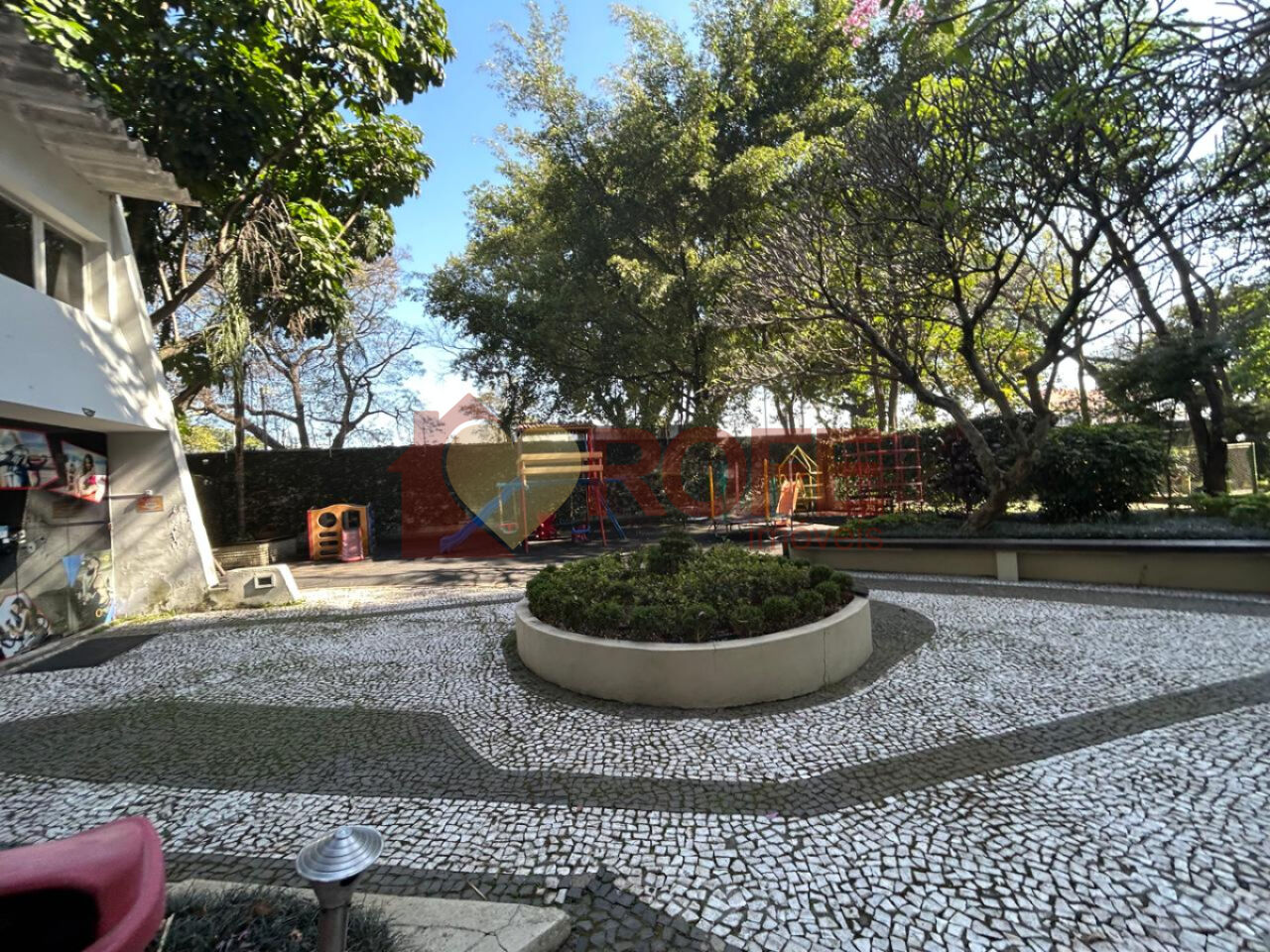 Foto 23 - RF43827