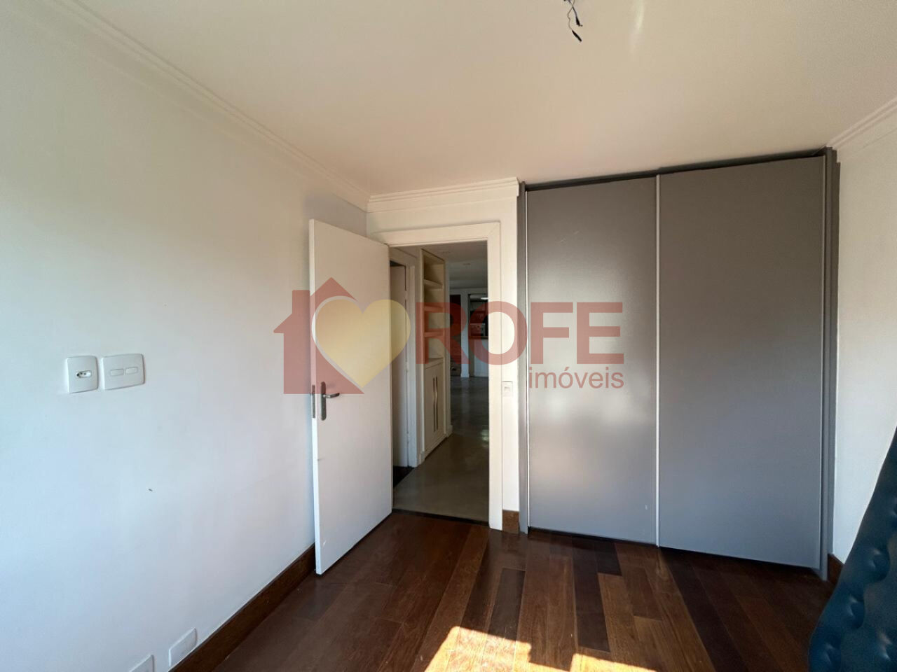 Foto 12 - RF43827