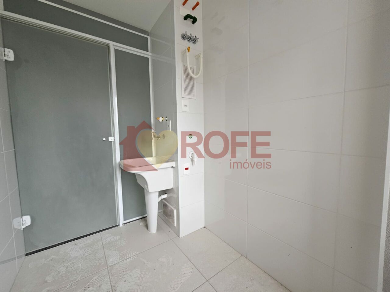 Foto 2 - RF43841