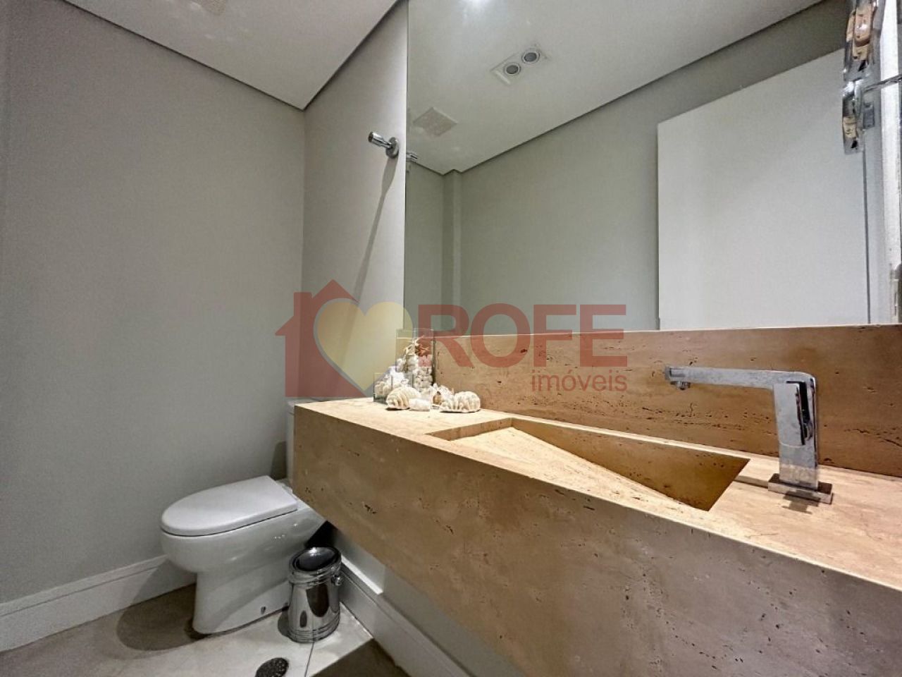 Foto 8 - RF4386