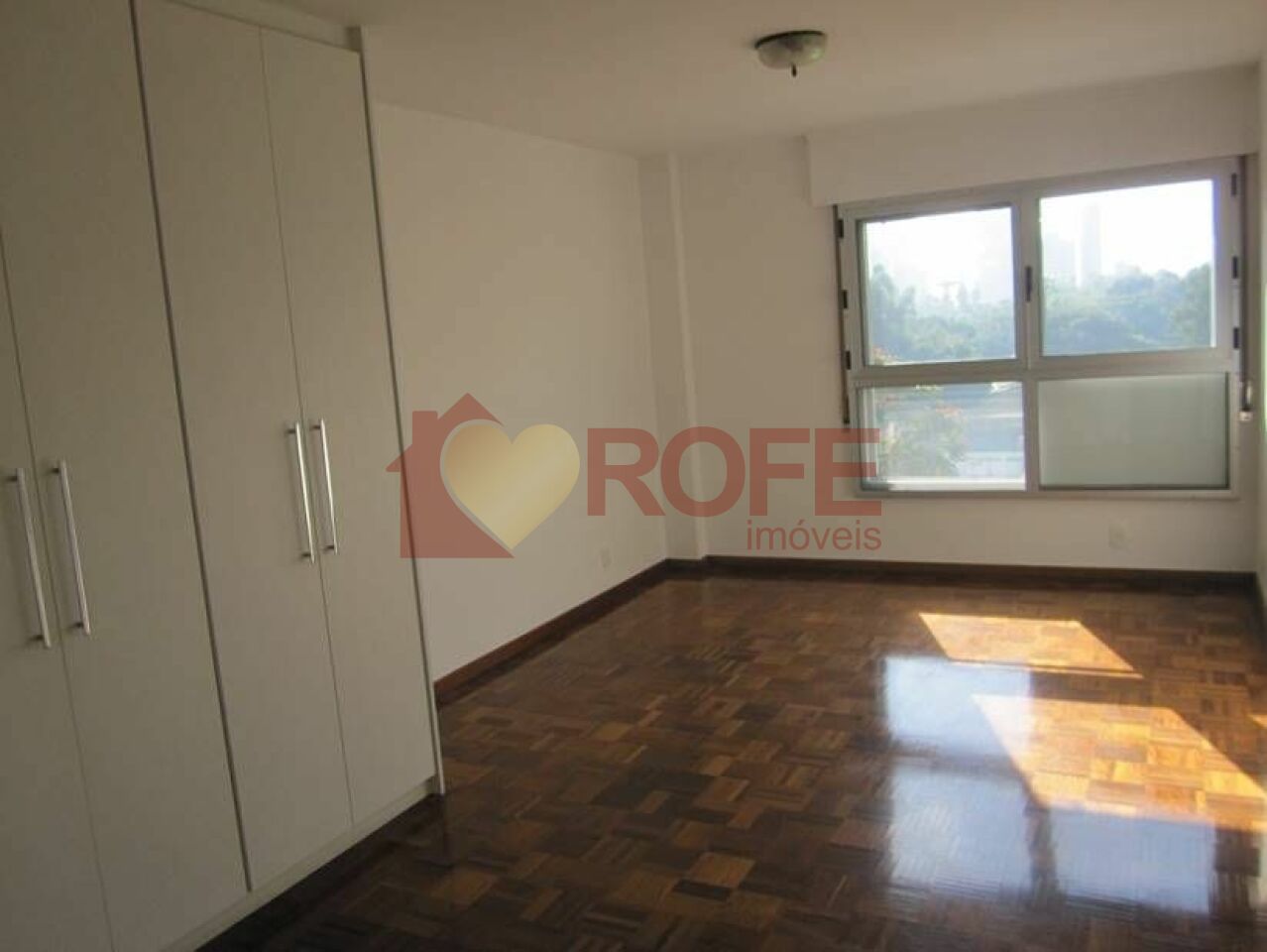 Foto 5 - RF43898