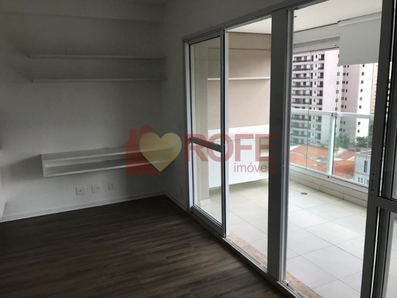 Foto 4 - RF4390