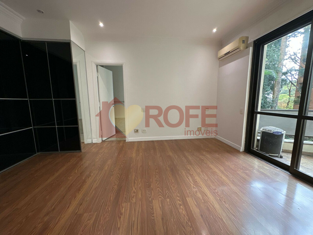 Foto 2 - RF43908