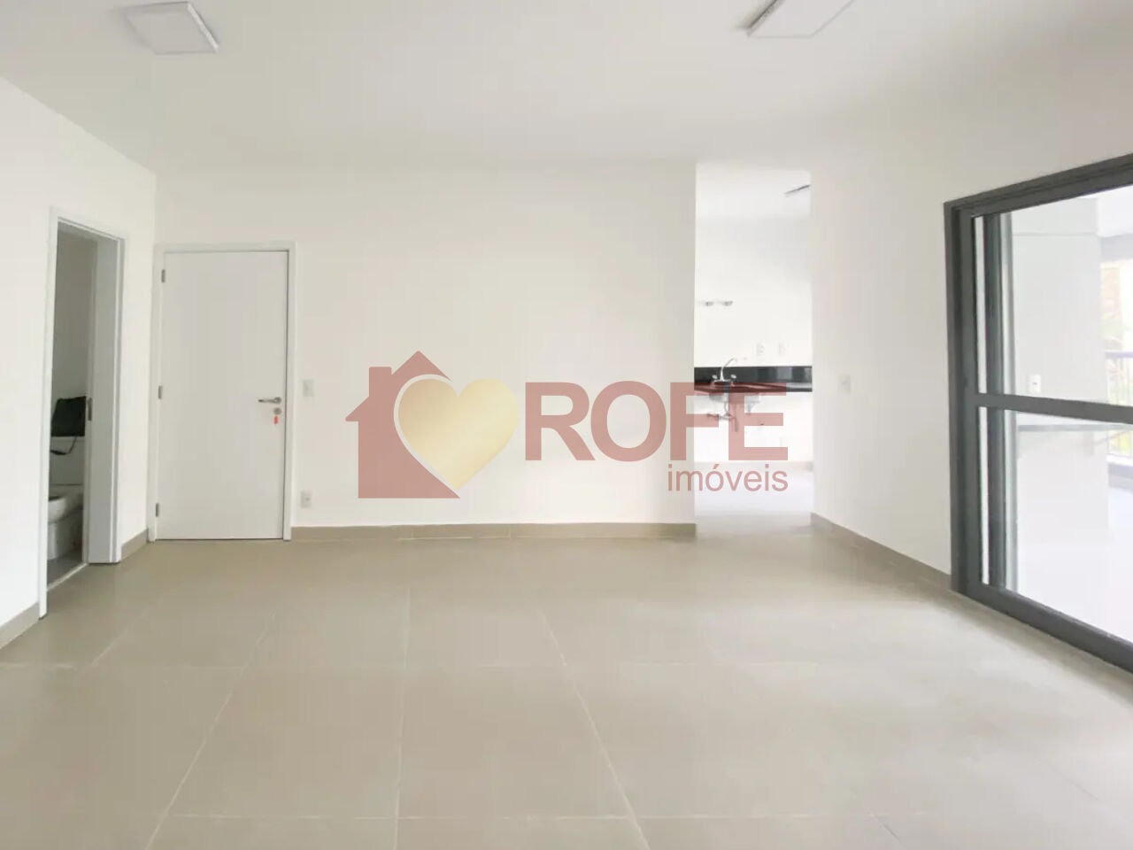 Foto 3 - RF43942