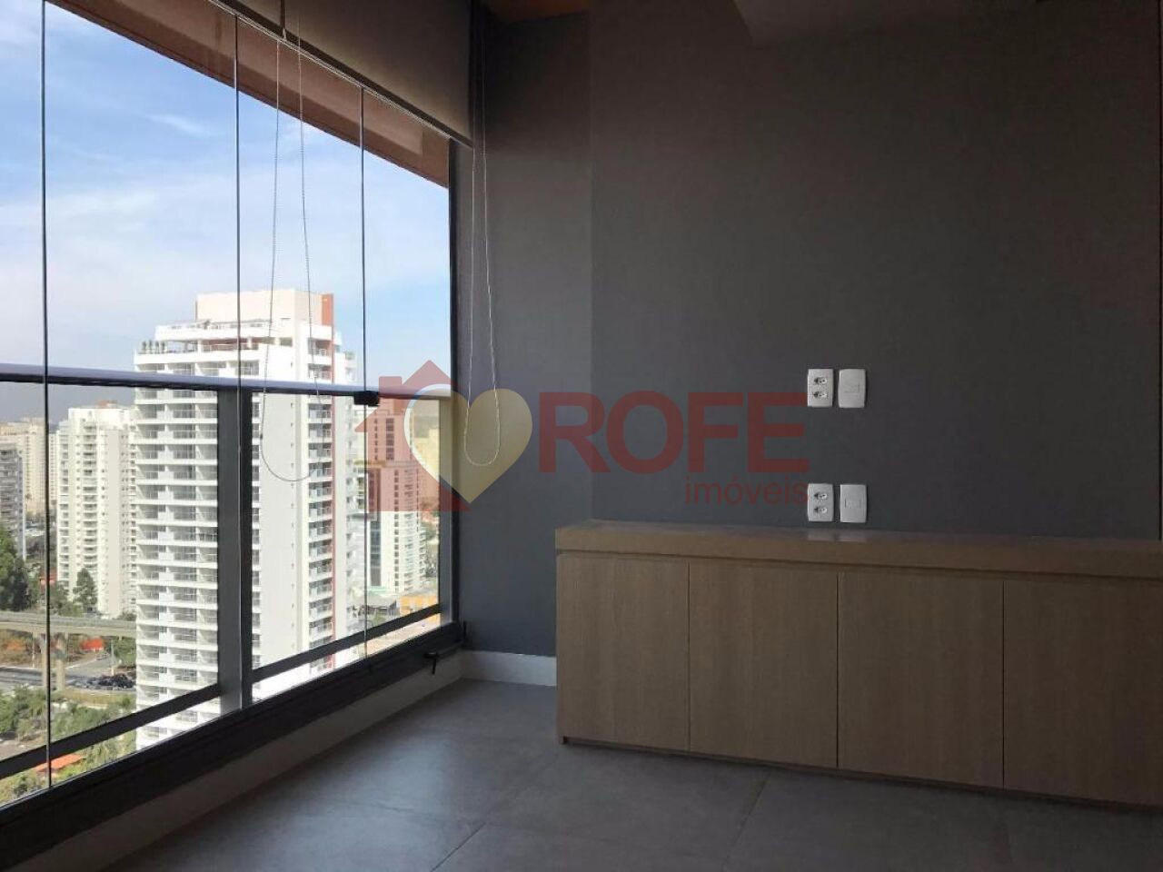 Foto 2 - RF4395