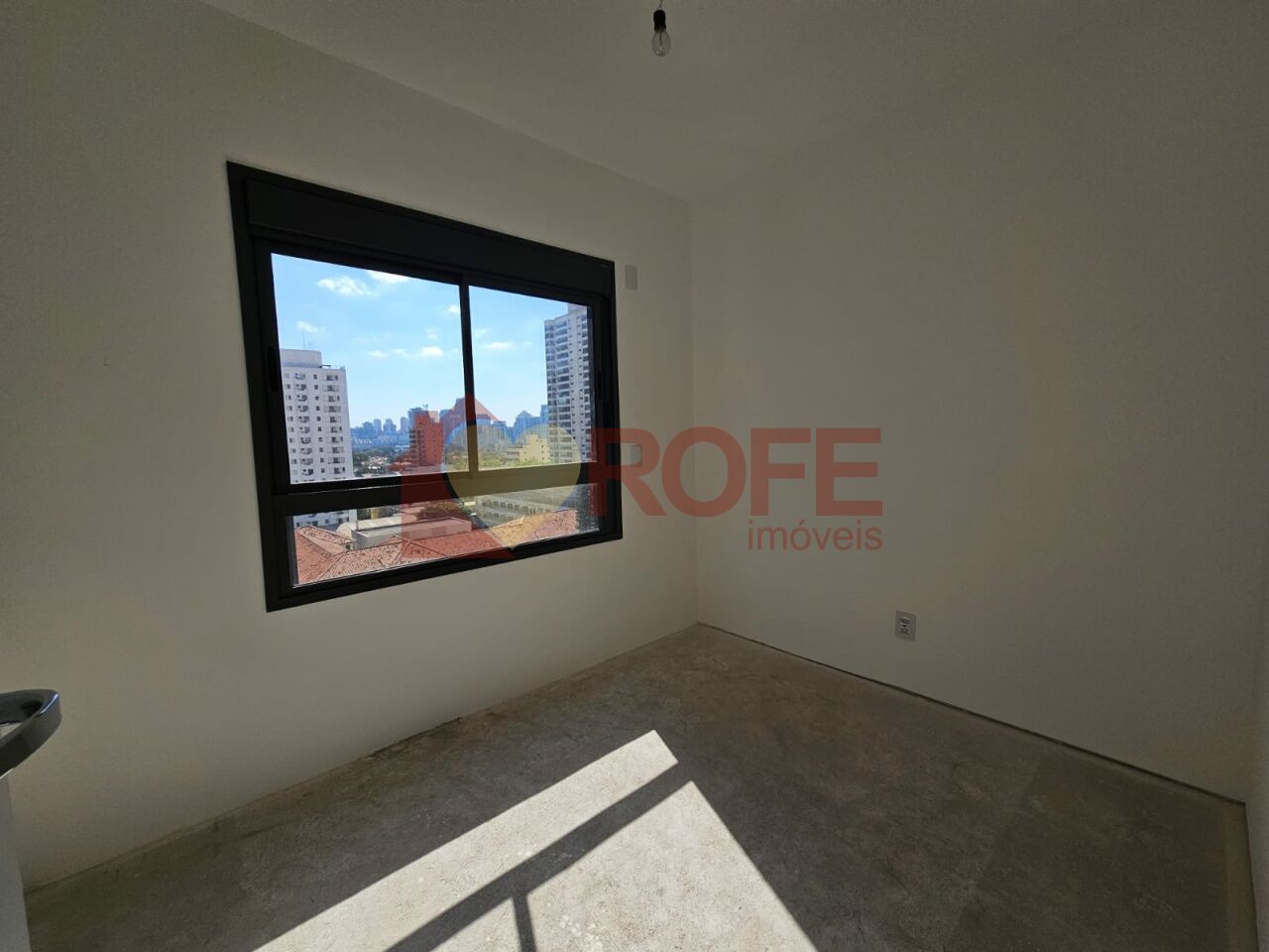Foto 2 - RF43955