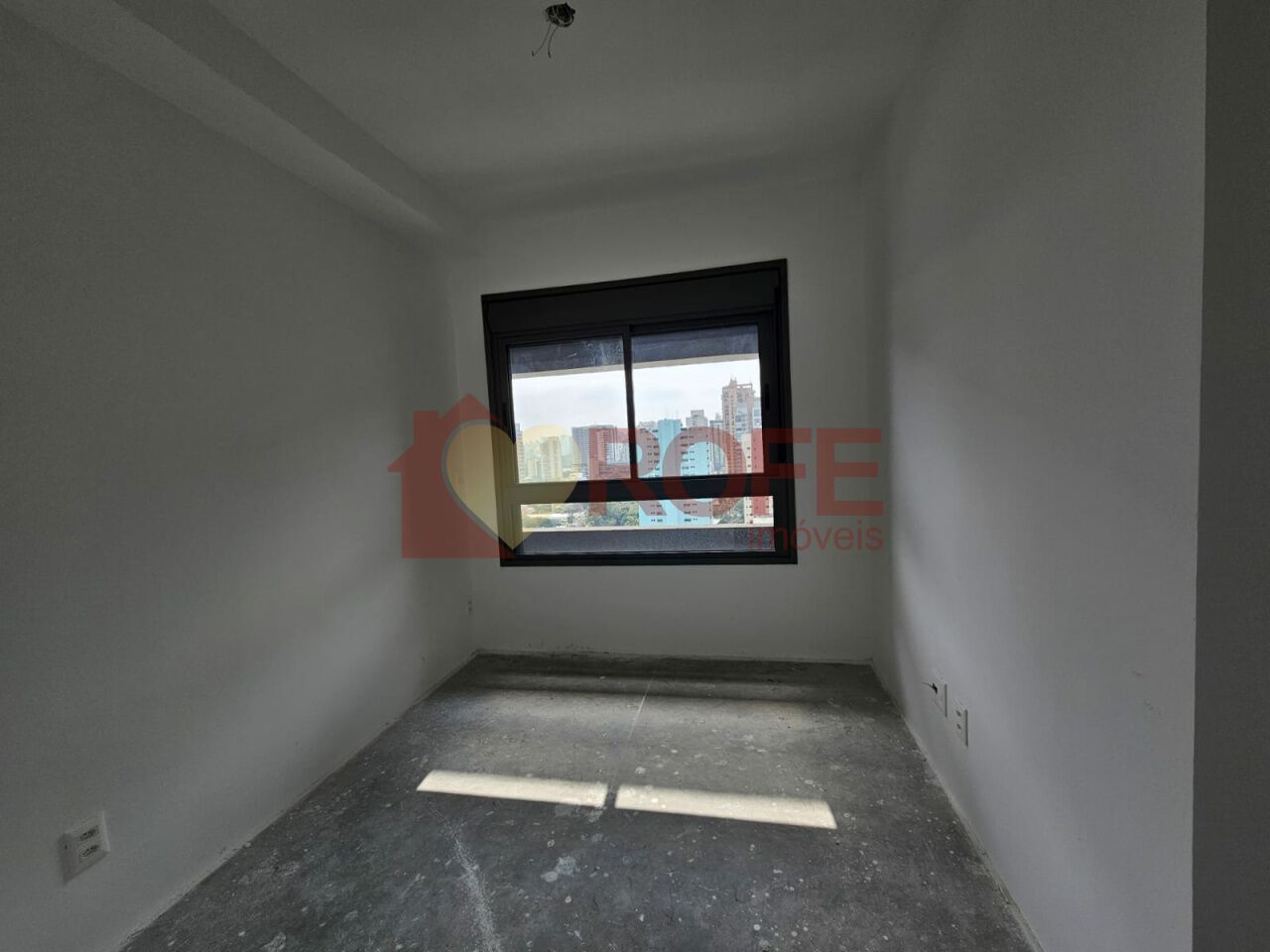 Foto 3 - RF43955