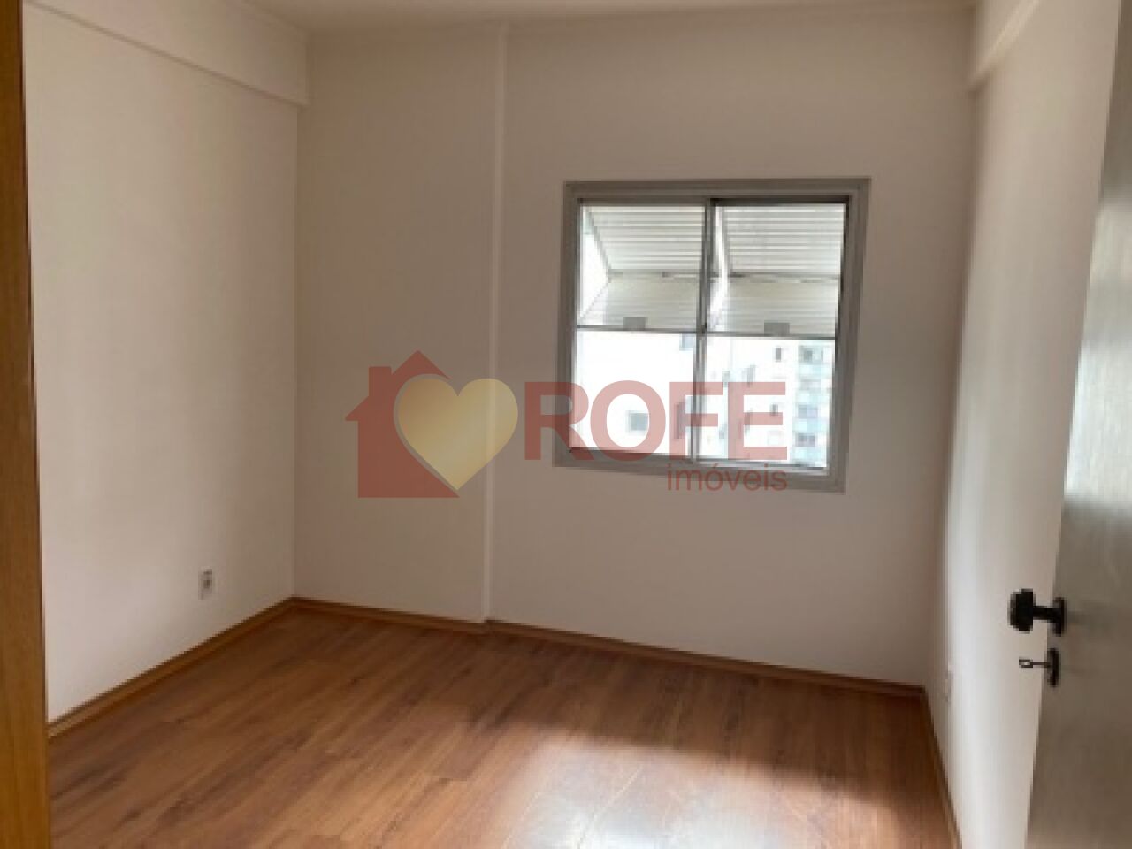 Foto 8 - RF44025