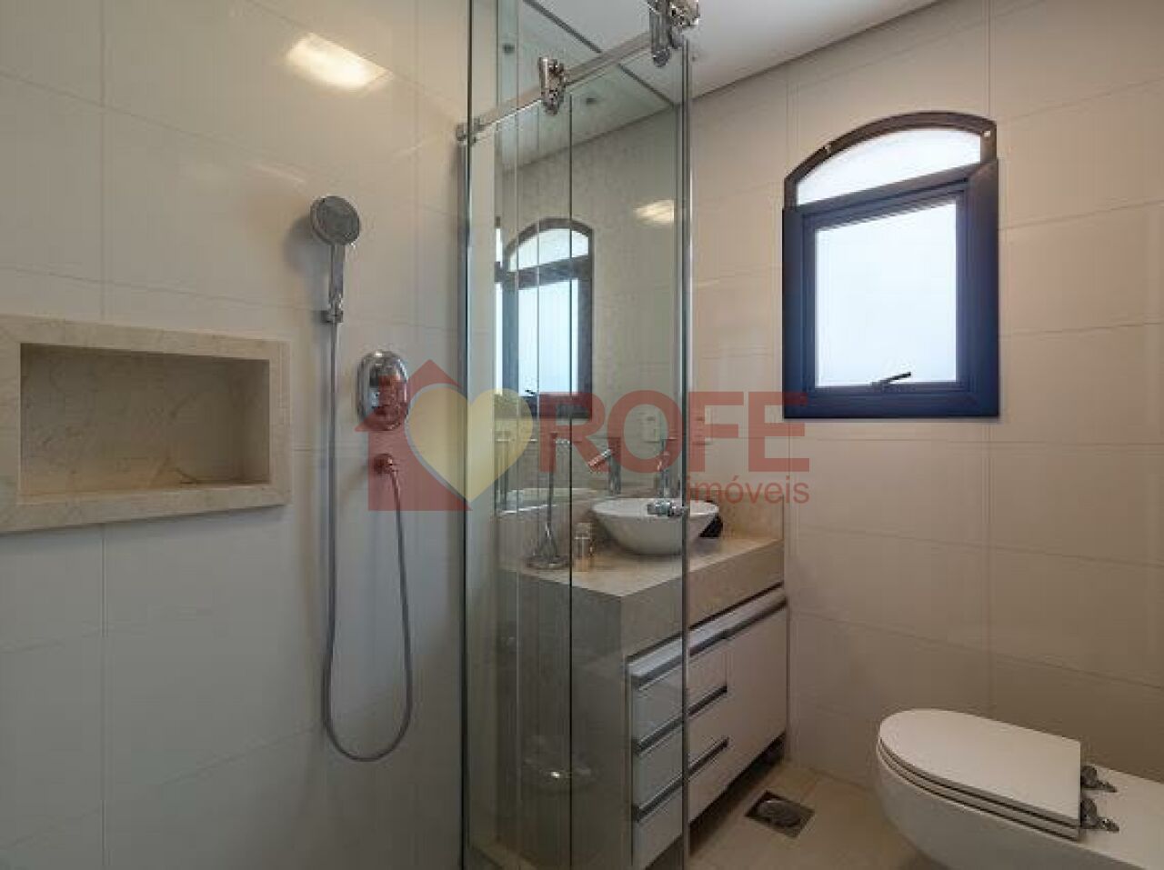 Foto 45 - RF44046