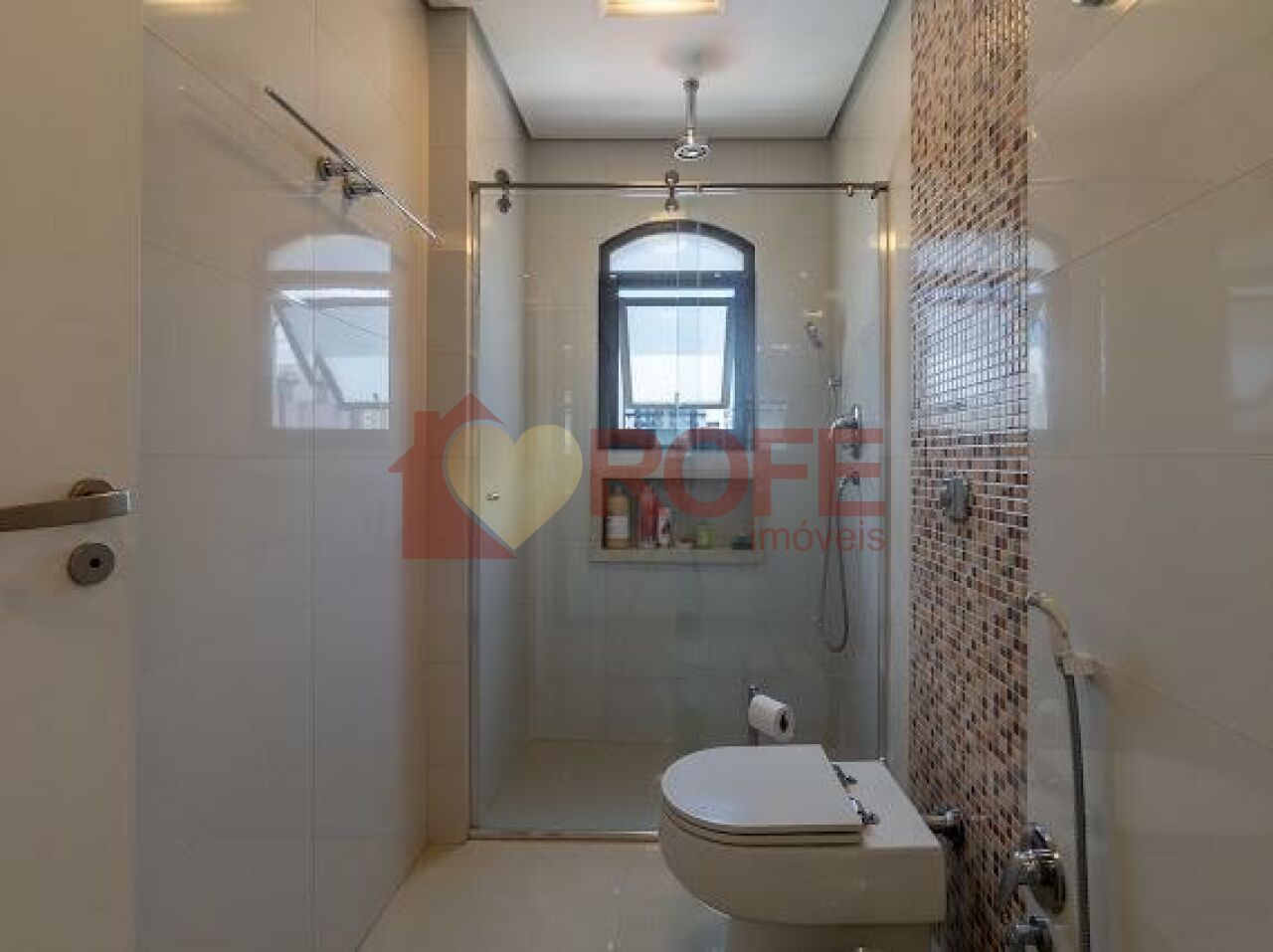 Foto 46 - RF44046