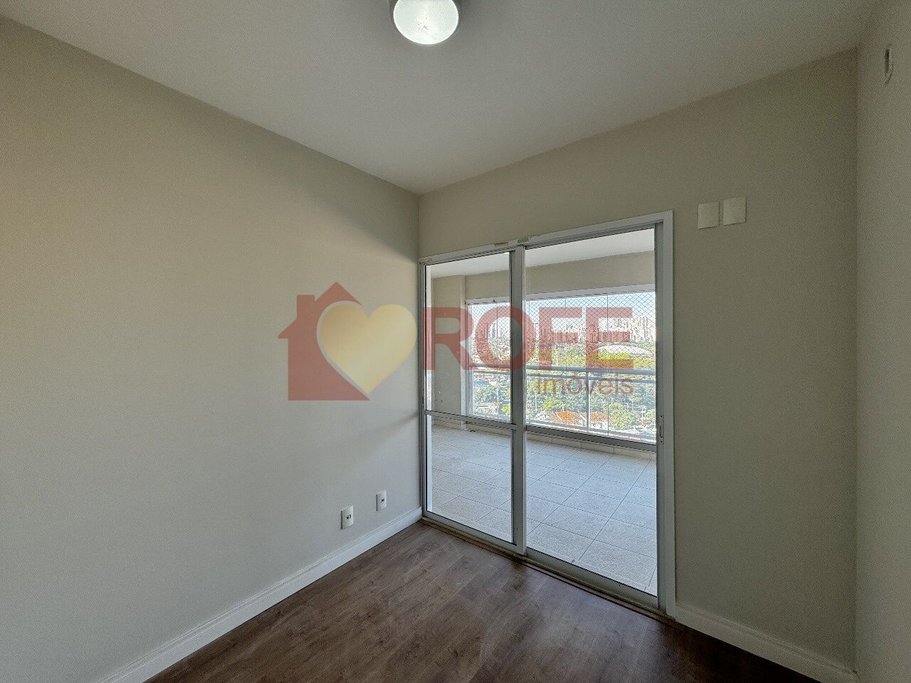 Foto 16 - RF44057