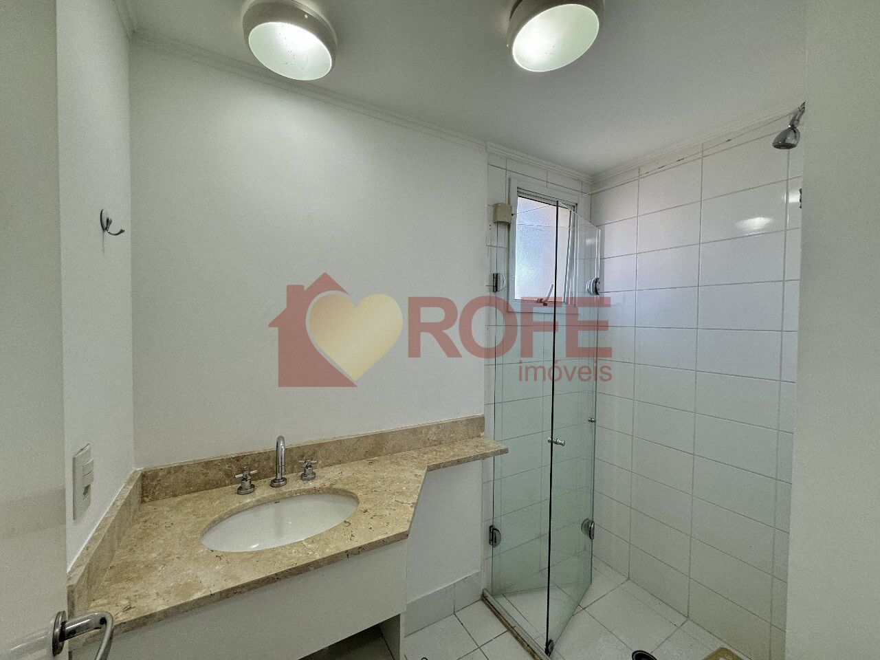 Foto 17 - RF44057