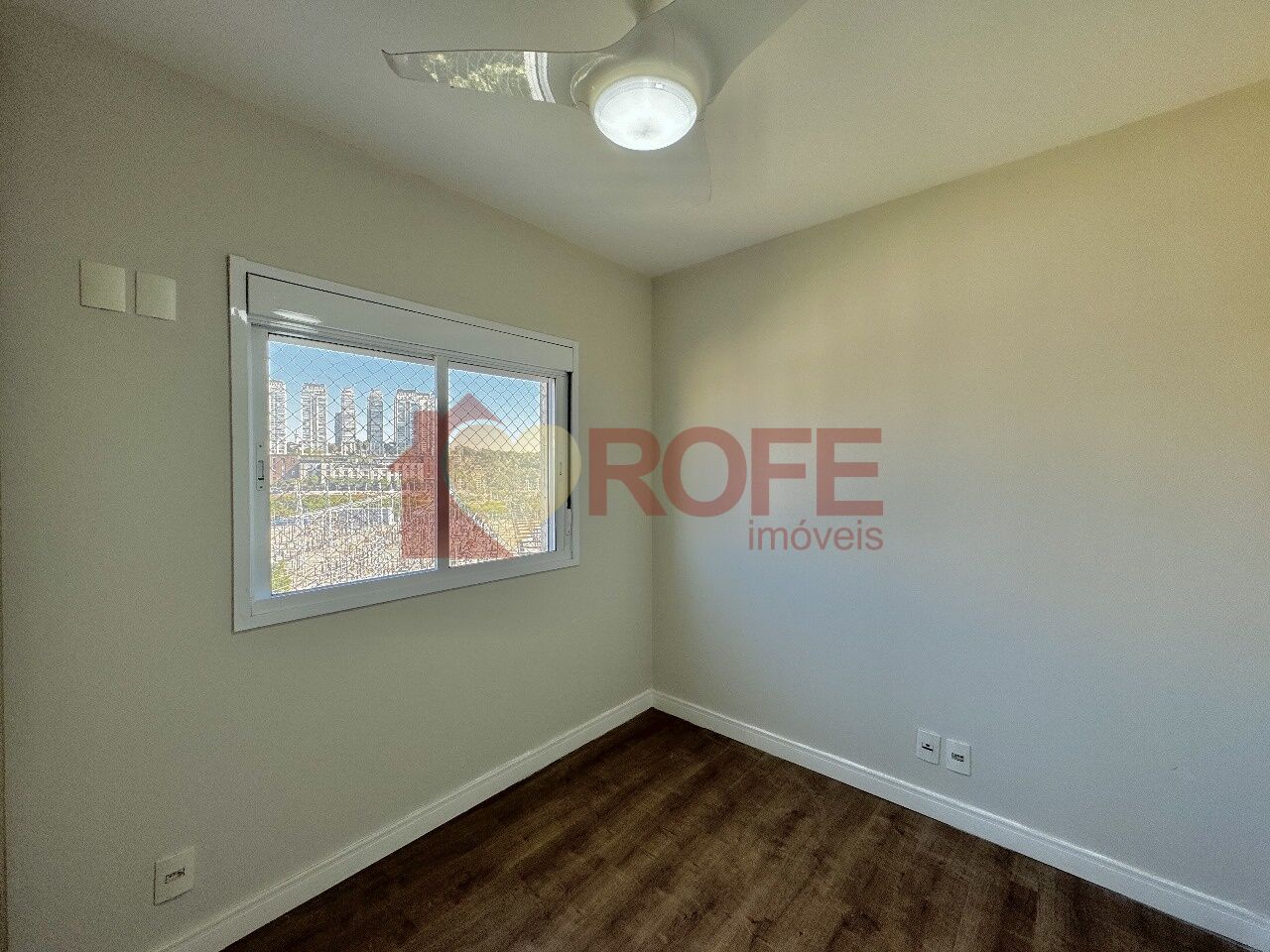 Foto 23 - RF44057