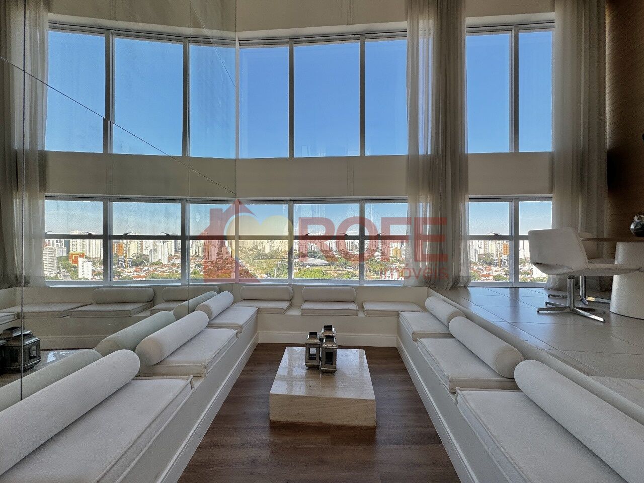 Foto 31 - RF44057