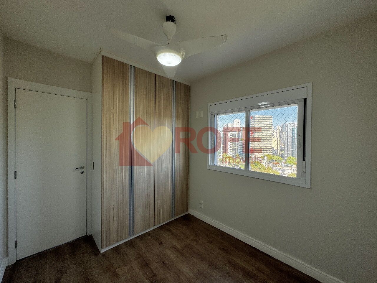 Foto 35 - RF44057