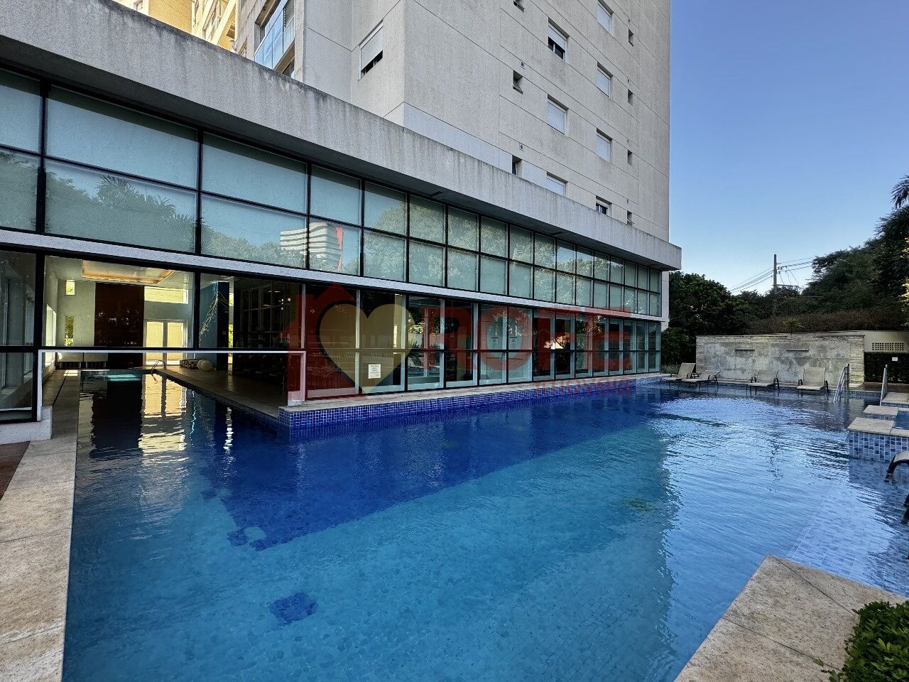 Foto 37 - RF44057
