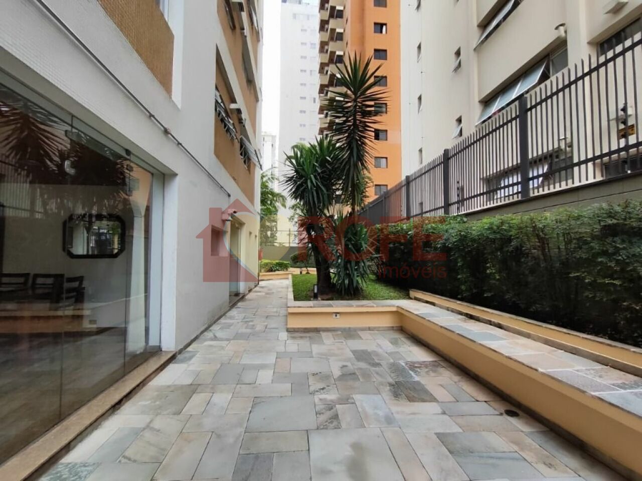 Foto 33 - RF44140