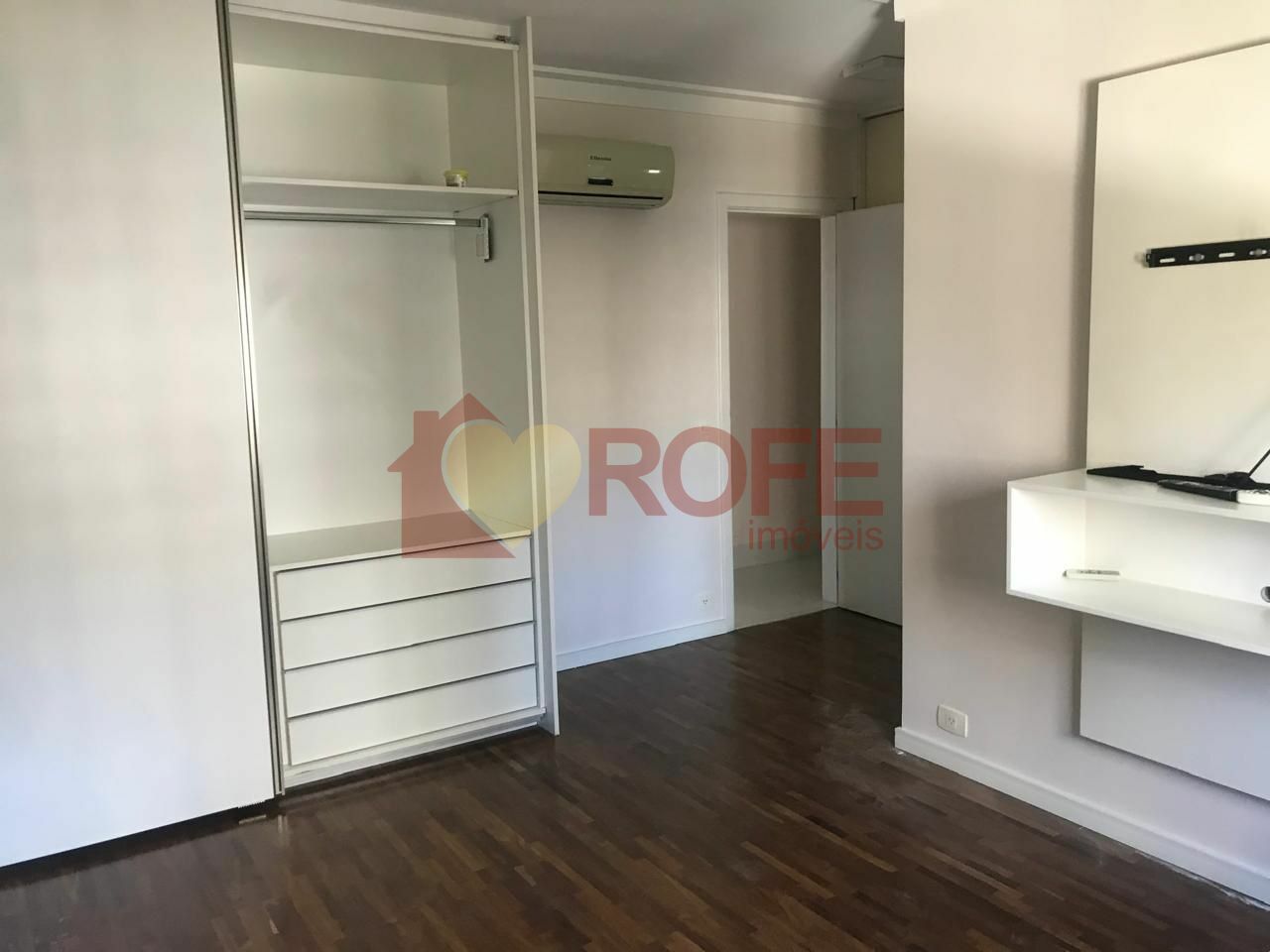 Foto 8 - RF44183