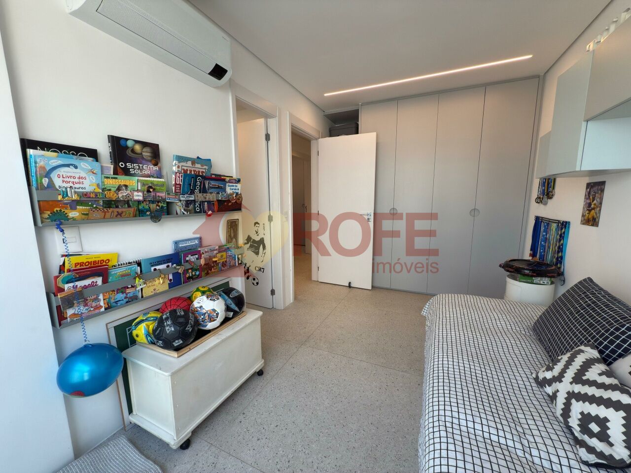 Foto 17 - RF44211