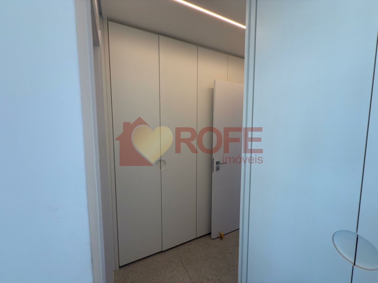 Foto 25 - RF44211