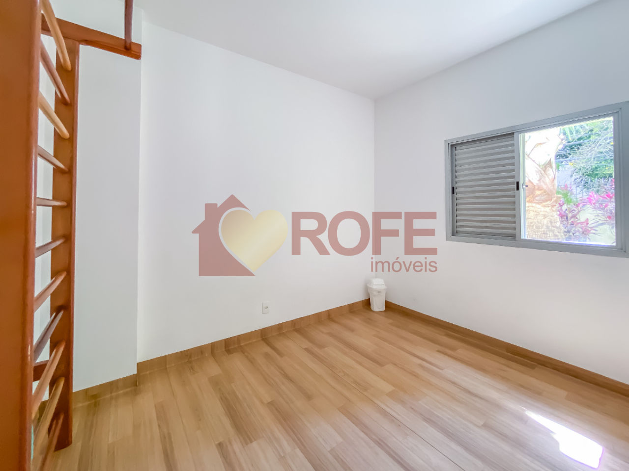 Foto 17 - RF44233