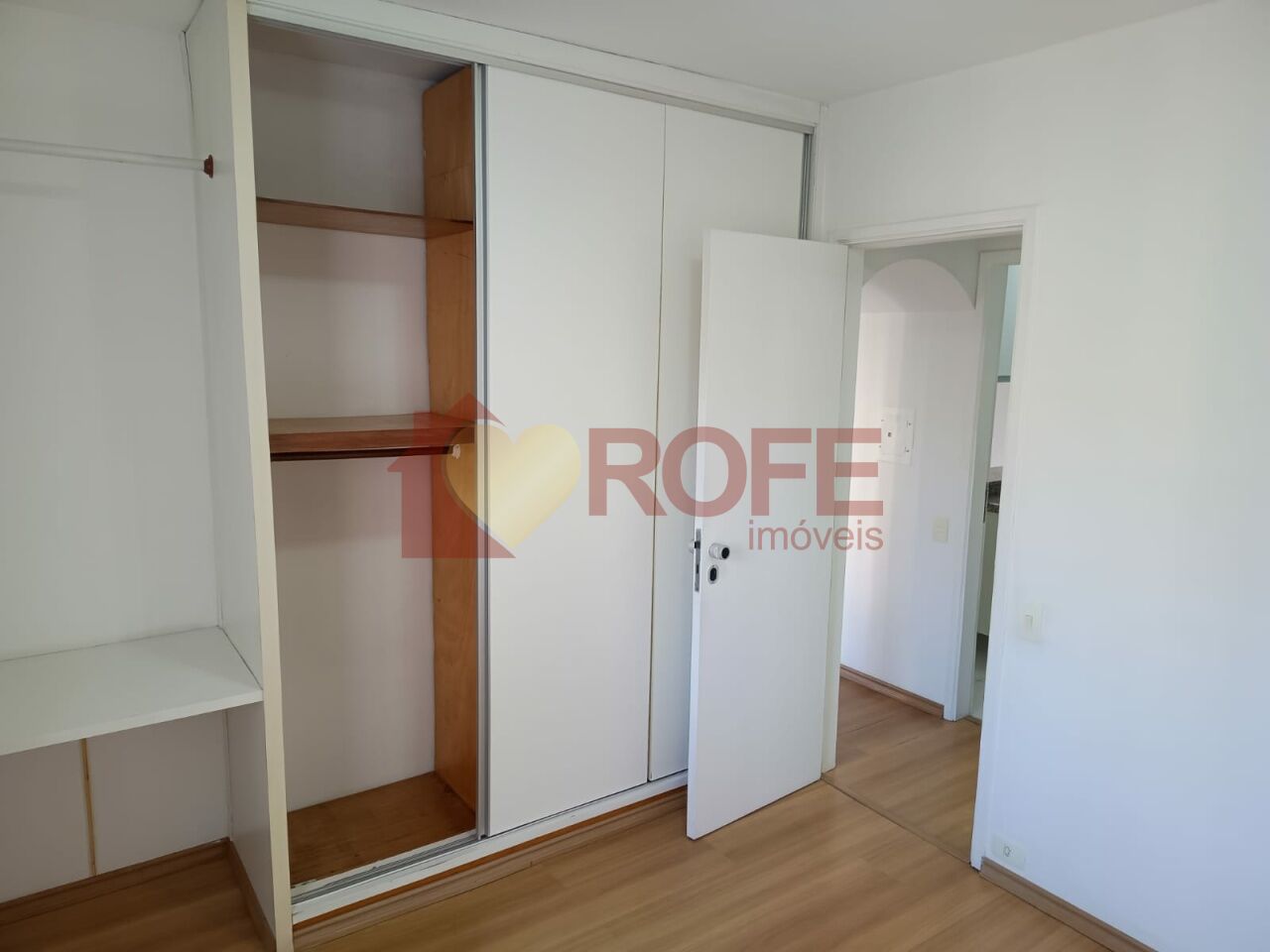 Foto 6 - RF44438