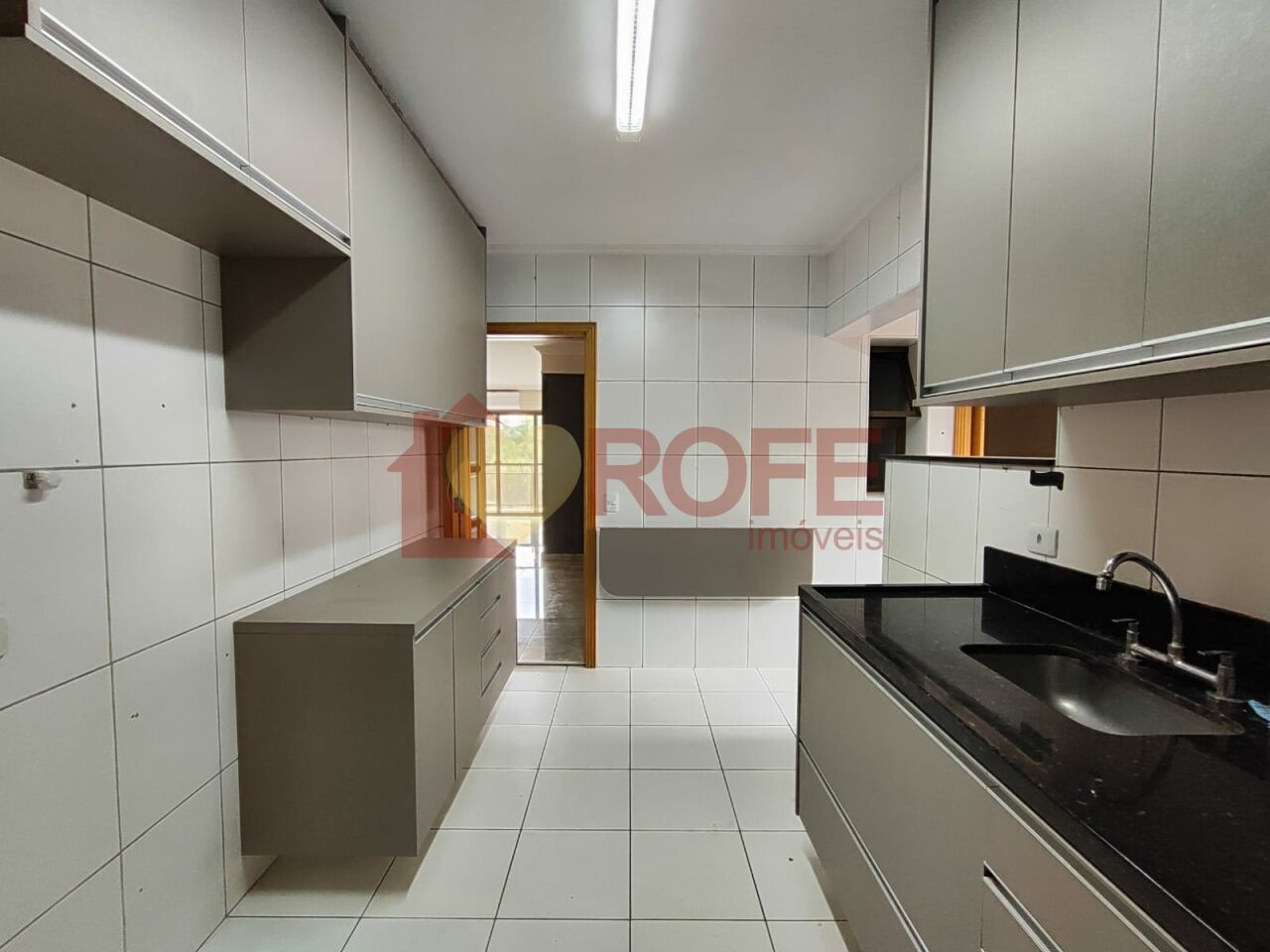Foto 7 - RF44474