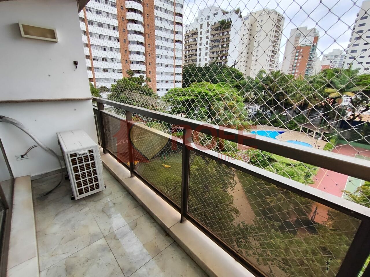 Foto 4 - RF44474
