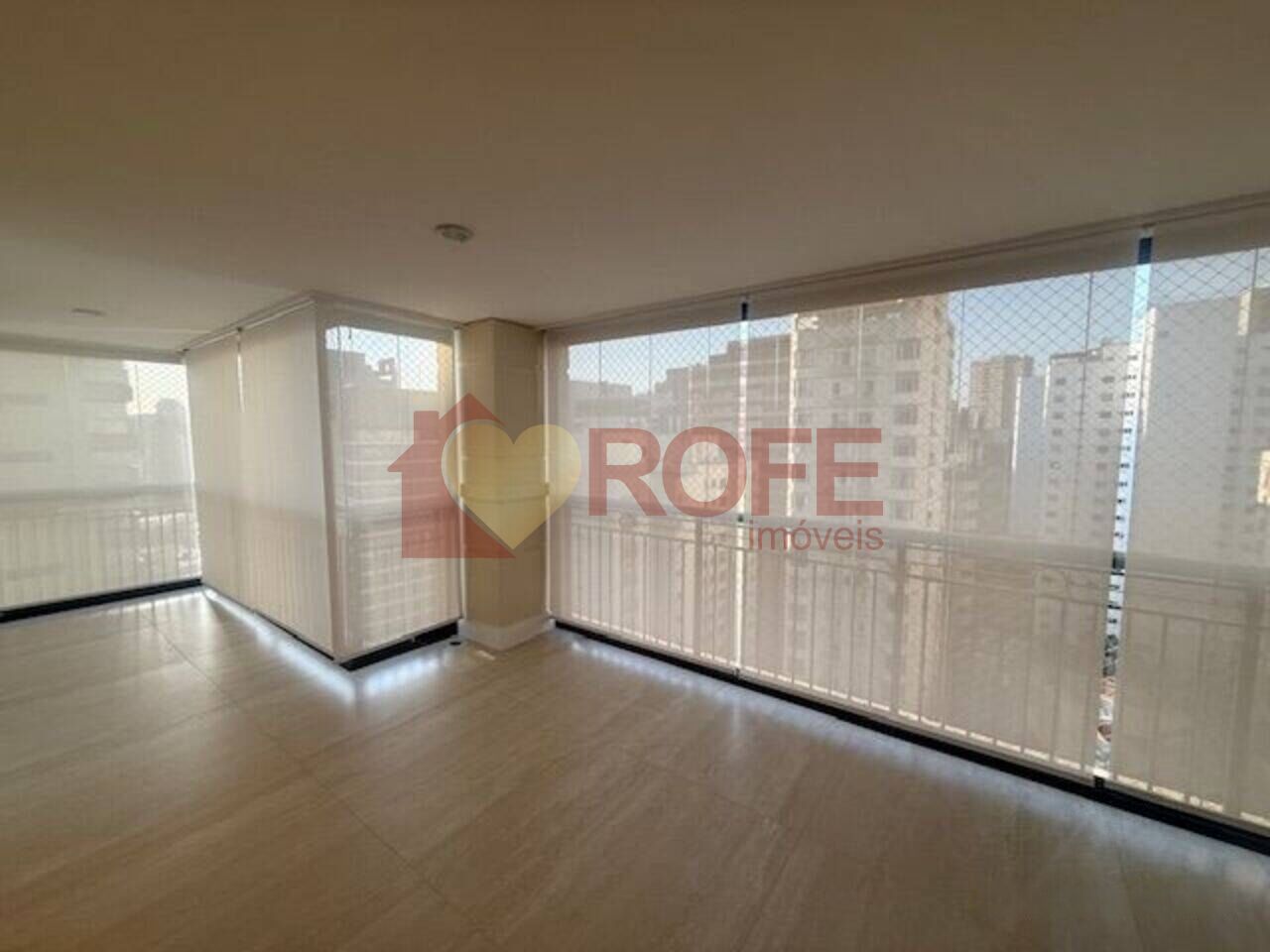 Foto 3 - RF44498