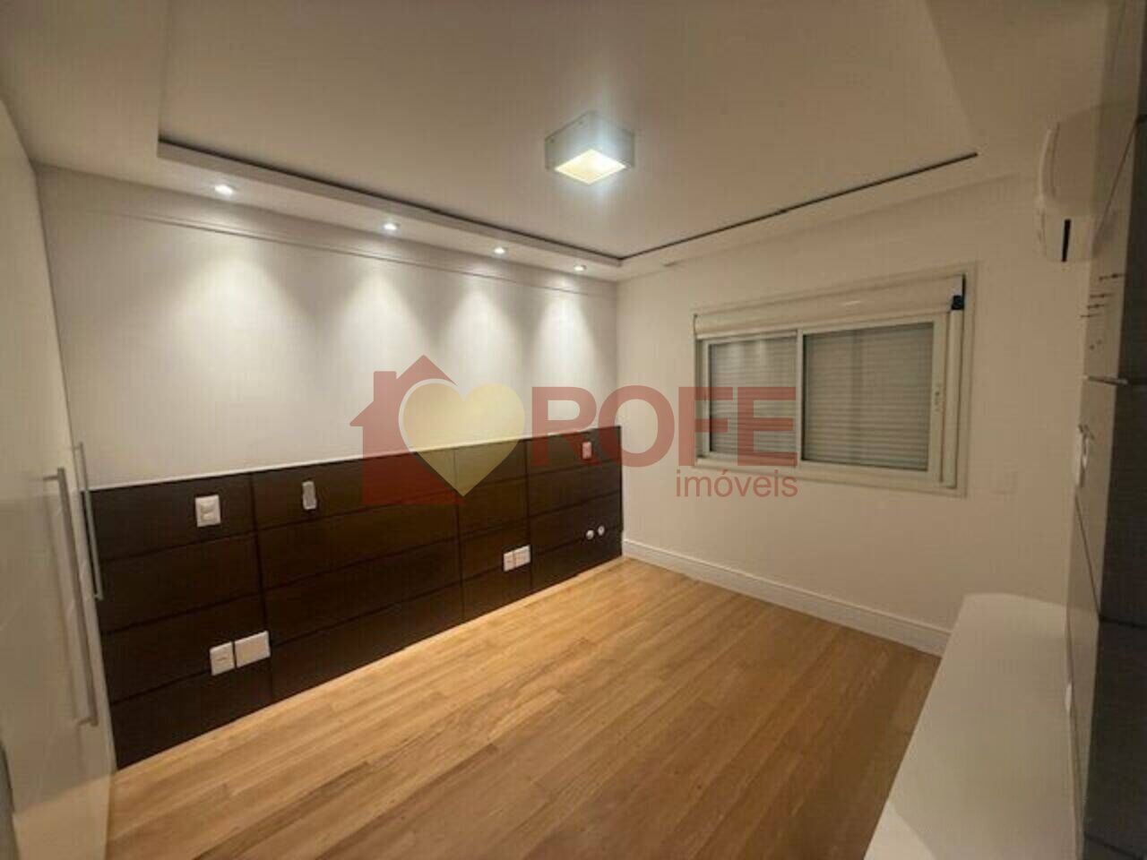 Foto 8 - RF44498