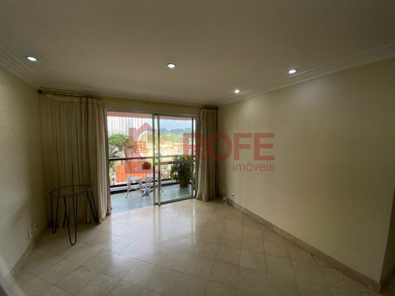 Foto 5 - RF44527
