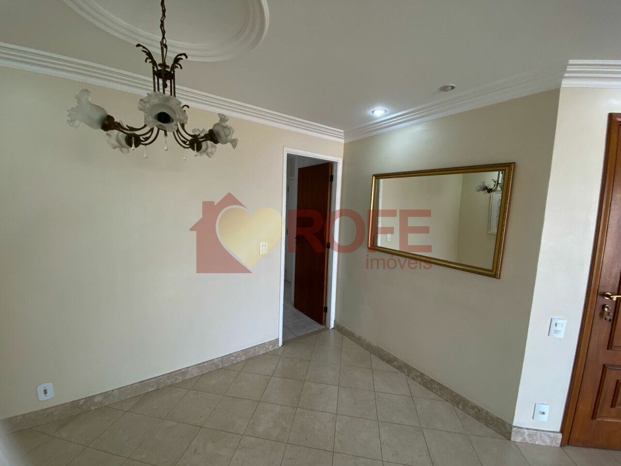 Foto 6 - RF44527