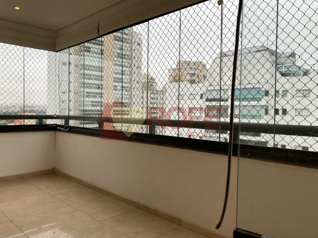 Foto 2 - RF44554
