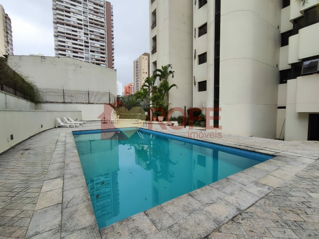 Foto 43 - RF44589
